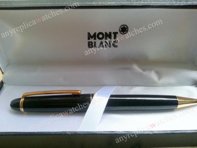 Montblanc Meisterstuck Ballpoint Pen Black & Gold / Medium Size Barrel